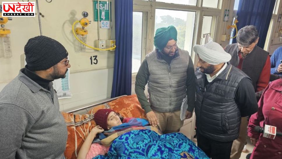 मोहाली जिला अस्पताल में मुख्यमंत्री सेहत योजना की समीक्षा, विधायक कुलवंत सिंह ने मरीजों से की बातचीत