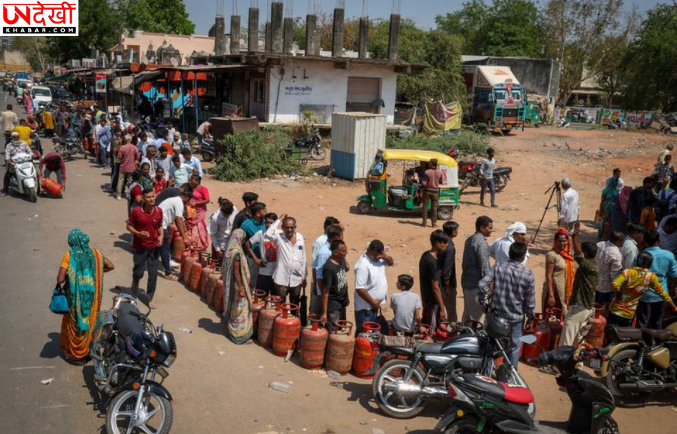 दिल्ली-एनसीआर में एलपीजी संकट से प्रवासी मजदूर और झुग्गी बस्तियों के लोग परेशान