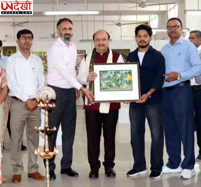 कुरुक्षेत्र विश्वविद्यालय में 30वीं वार्षिक कला प्रदर्शनी का शुभारंभ