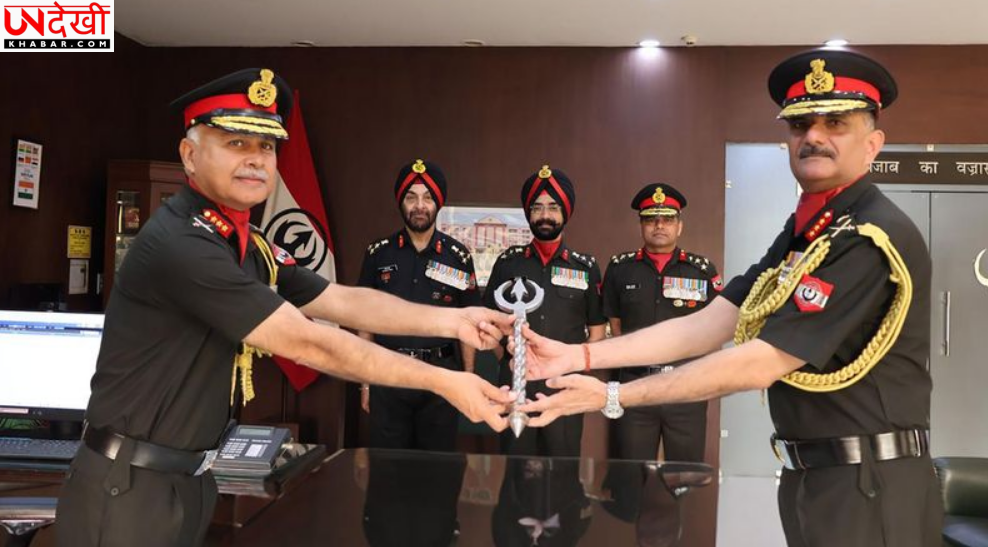 लेफ्टिनेंट जनरल अमित कबथियाल ने संभाली वज्र कोर की कमान