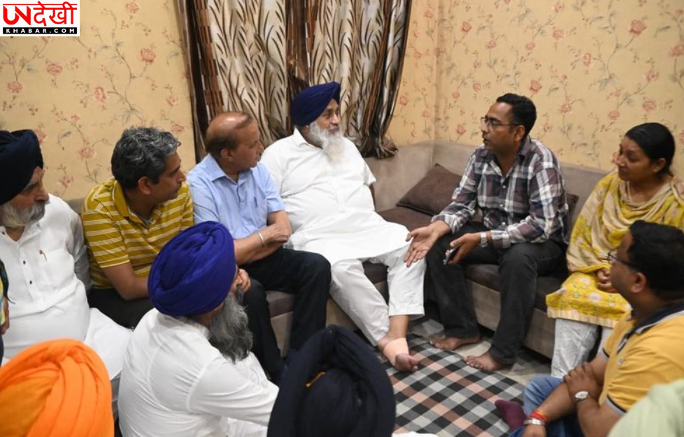 वृंदावन नाव हादसे के पीड़ित परिवारों से मिले सुखबीर बादल, जताया दुख