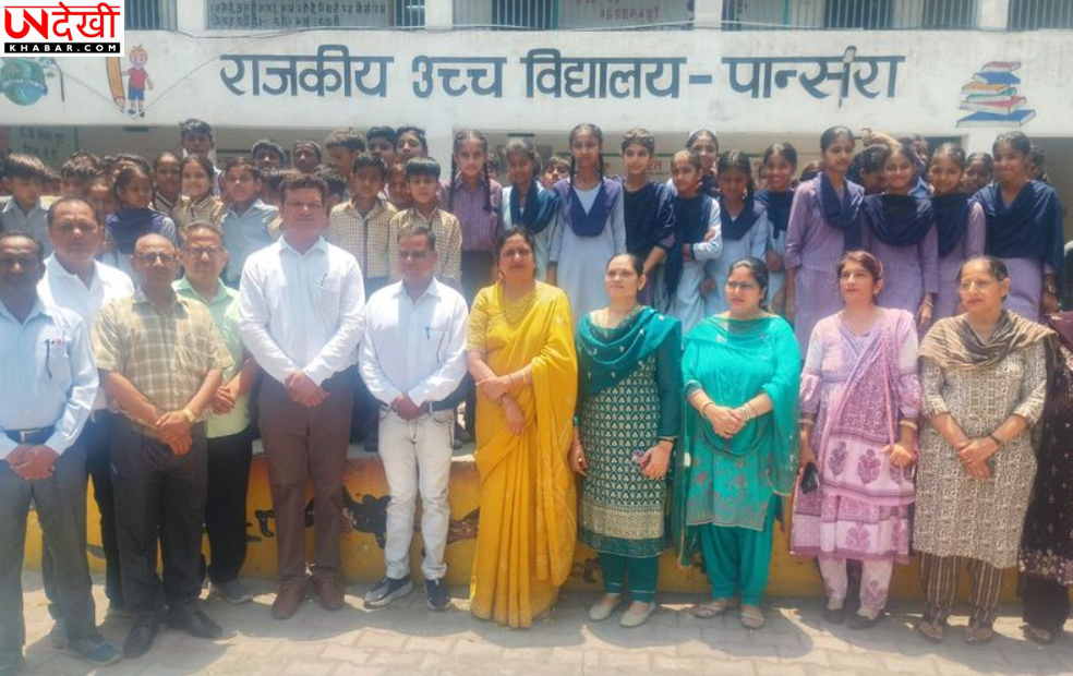 पंसारा गांव के सरकारी स्कूल को 12वीं तक अपग्रेड करने पर मेयर सुमन बहमानी का सम्मान