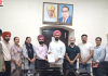 Punjab NHM Employees: नियमितीकरण की मांग को लेकर कर्मचारियों ने AAP नेता को सौंपा मांगपत्र, सरकार पर वादाखिलाफी का आरोप