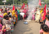 अमृतसर में मिड-डे मील और आशा वर्करों का प्रदर्शन, CM भगवंत मान का पुतला फूंका