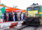 कुरुक्षेत्र से नांदेड़ के लिए विशेष ट्रेन रवाना, CM नायब सिंह सैनी ने दिखाई हरी झंडी