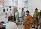 कैथल DC का मिनी सचिवालय में औचक निरीक्षण: अधिकारियों को नागरिकों की समस्याएं प्राथमिकता से सुलझाने के निर्देश