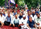 फगवाड़ा में BSP का पुलिस थाने के बाहर प्रदर्शन, सरपंच और उनके पति पर दर्ज FIR को बताया राजनीतिक प्रेरित