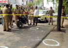 अमृतसर में कारोबारी से रंगदारी मांगने और फायरिंग करने वाले दो आरोपी गिरफ्तार, भागने की कोशिश में एक के पैर में लगी गोली