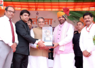 हांसी में CM नायब सिंह सैनी ने फहराया तिरंगा, बोले- ‘विकसित भारत-विकसित हरियाणा’ के संकल्प के साथ तेजी से आगे बढ़ रहा प्रदेश