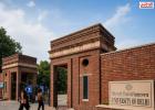 DU में Professor पर हमला! PhD Scholar ने थप्पड़ मारने का आरोप, University ने किया तत्काल Suspend