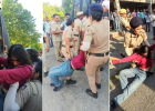 पंजाब यूनिवर्सिटी में ABVP के कार्यक्रम का विरोध, RSS को मुख्य अतिथि बुलाने पर हंगामा; 12 लोग हिरासत में