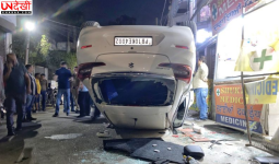 तेज रफ्तार कार पलटी, मेडिकल स्टोर में घुसी