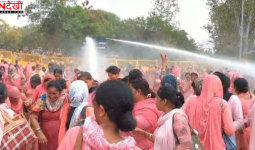 मोहाली में आशा वर्करों का प्रदर्शन, पुलिस ने वाटर कैनन से रोका