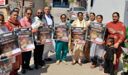 महिलाओं को ₹48,000 बकाया देने की मांग को लेकर कांग्रेस का प्रदर्शन