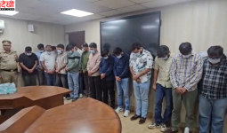 नोएडा में फर्जी कॉल सेंटर का भंडाफोड़, 16 आरोपी गिरफ्तार