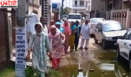 Hisar के आजाद नगर में टूटी सड़कें और जाम ड्रेनेज से लोग परेशान