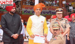 अमृतसर में इंस्पेक्टर रवि कुमार समेत 34 पुलिसकर्मी सम्मानित, सीमा पार तस्करी और गैंगस्टर नेटवर्क के खिलाफ कार्रवाई का मिला सम्मान