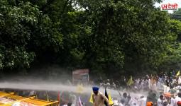 चंडीगढ़ में सिख कैदियों की रिहाई को लेकर प्रदर्शन, कौमी इंसाफ मोर्चा के मार्च पर पुलिस ने किया वॉटर कैनन और आंसू गैस का इस्तेमाल