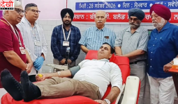 भगत सिंह जयंती पर रक्तदान शिविर, PCS अधिकारी समेत लोगों ने किया रक्तदान