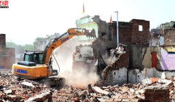 Amritsar News: Majitha Road पर अवैध होटल निर्माण पर नगर निगम की कार्रवाई, दो बार सील होने के बाद भी चल रहा था काम