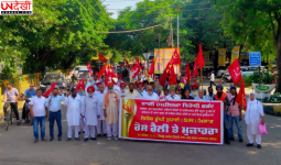 जालंधर में SIR के खिलाफ वामपंथी संगठनों का प्रदर्शन, मुख्य चुनाव आयुक्त ज्ञानेश कुमार को हटाने की मांग