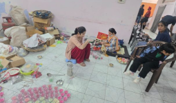 यमुनानगर में दिव्यांग बच्चों की प्रतिभा ने जीता दिल, दिवाली प्रदर्शनी में हाथों से बनाए दीये और मोमबत्तियां