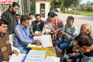 हरियाणा में मतदाता सूची पुनरीक्षण अभियान ने पकड़ी रफ्तार, हिसार में 85.9% और भिवानी में 88.11% फॉर्म हुए डिजिटाइज