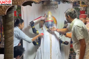 अंबाला के दुखभंजनी मंदिर में 300 किलो दूध से हुआ मां काली का अभिषेक, नवरात्रि पर उमड़े श्रद्धालु